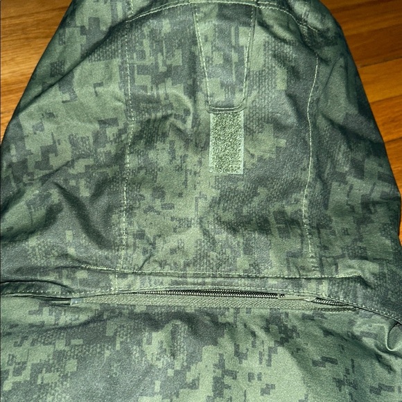 Columbia OMNI-TECH Men's Green Jacket - Picture 12 of 14